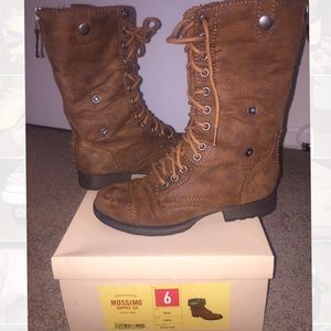 Brown suede combat boot with adjustable height